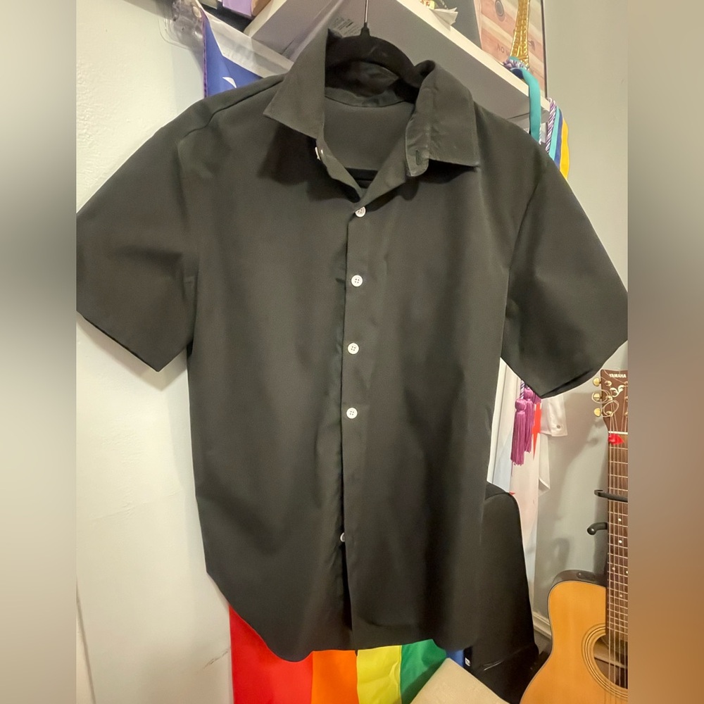 UNISEX. In good condition, must go or best offer. Each polo for $10